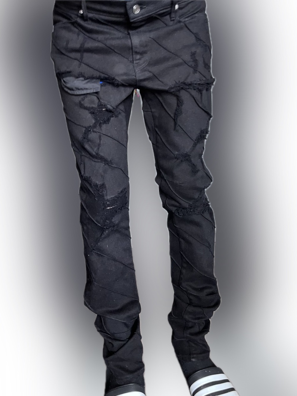 Black RTA brand light wax drkshdw like Distressed Jeans Cross metal rivet sample